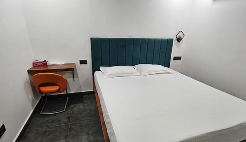 Deluxe Double Room, City View
