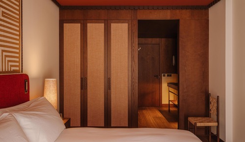 Family Room, 1 King Bed, Connecting Rooms