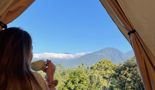 Luxury Tent, Mountain View