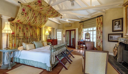Luxury Double Room, 1 King Bed, Garden View
