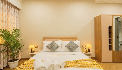 Apartment, 1 King Bed, Balcony, City View