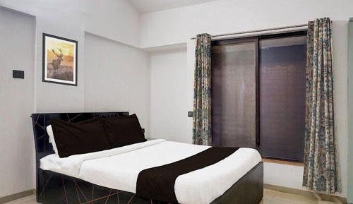 Studio Suite, Balcony, Garden View