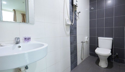 Triple Room, City View