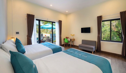 Deluxe Double or Twin Room, Pool View