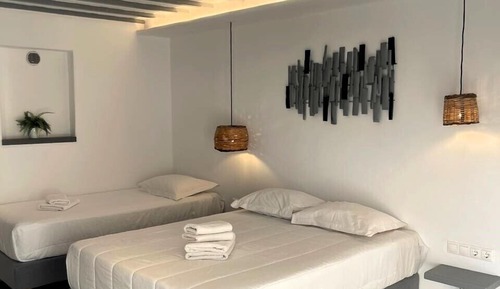 Standard Triple Room, Partial Sea View