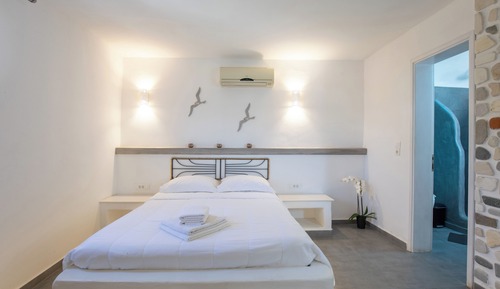 Standard Double Room, Balcony, Partial Sea View