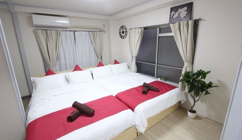 Business Triple Room, Multiple Beds, Non Smoking (301)