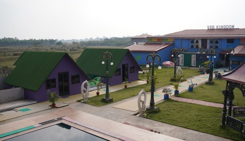 Luxury Cottage (Water Park Activities)