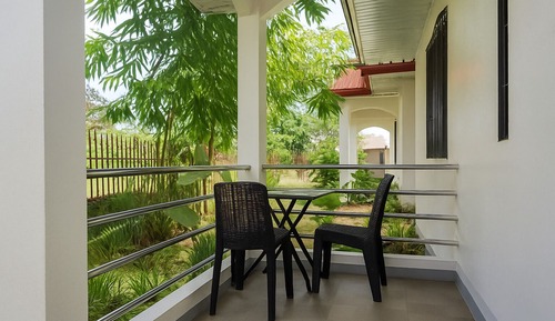 Basic Studio, Balcony, Courtyard View