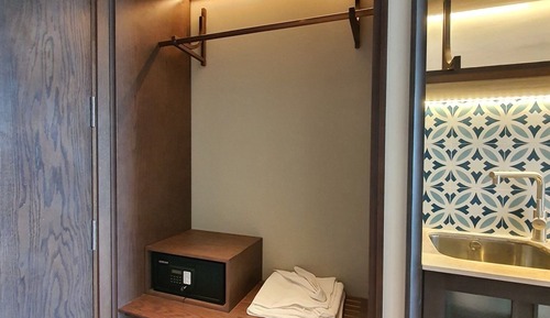 Executive Room, 1 Bedroom, Partial Ocean View, Sea Facing