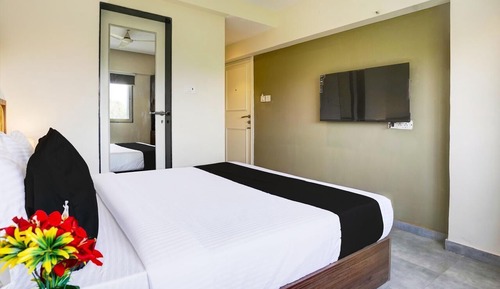 Deluxe Double or Twin Room, City View
