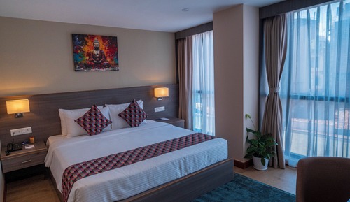 Deluxe Double or Twin Room