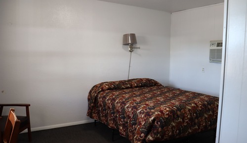 Single Room, 1 Queen Bed, Ground Floor