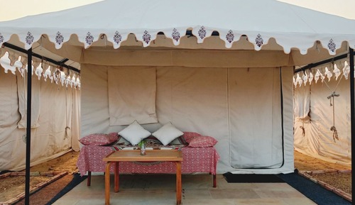 Luxury Suite, Desert View