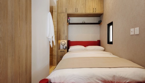 Comfort Apartment, City View