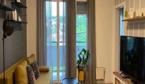 Apartment (One Bedroom Apartment)