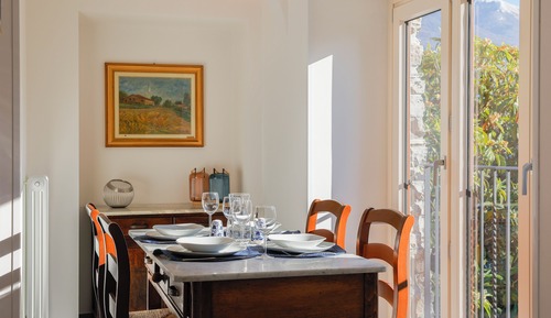 Apartment, Lake View