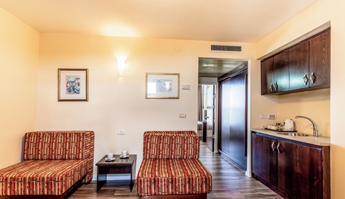 Junior Suite