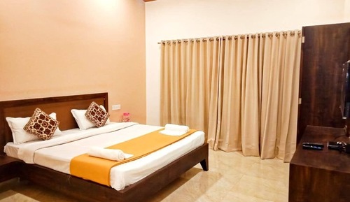 Deluxe Double Room, Balcony, Mountain View