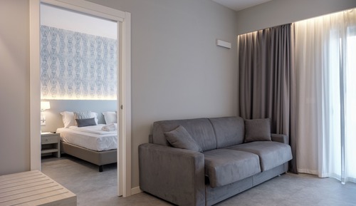 Junior Studio Suite