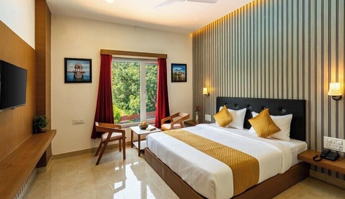 Deluxe Room, Pool View