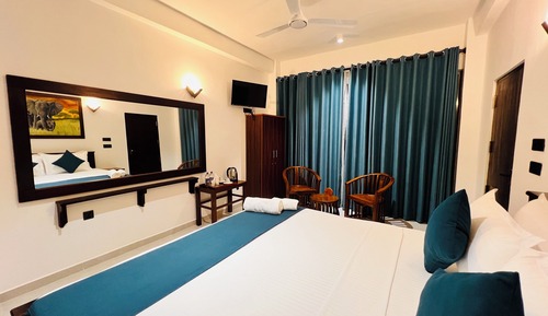 Deluxe Suite, Balcony, Beach View