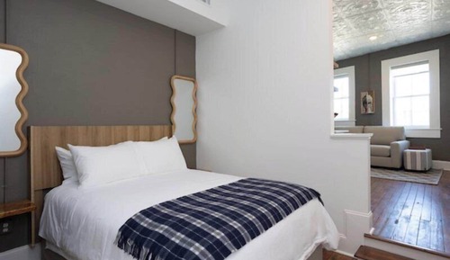 Classic Studio, 1 Queen Bed