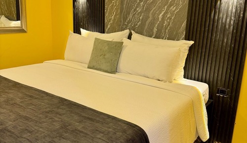 Deluxe Double Room, Lake View