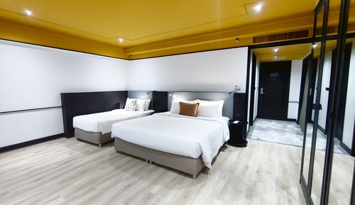 Deluxe Triple Room