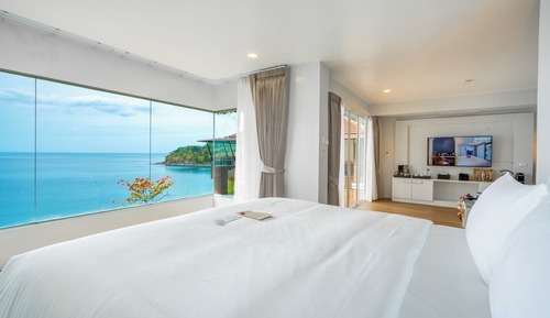 Executive Ocean front