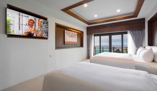 Deluxe Triple Oceanview