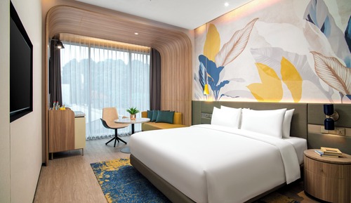 Deluxe Room, 1 King Bed