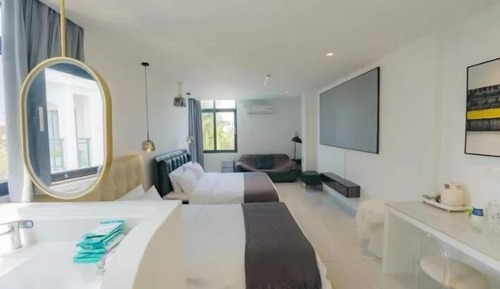 Superior Twin Room, Pool View