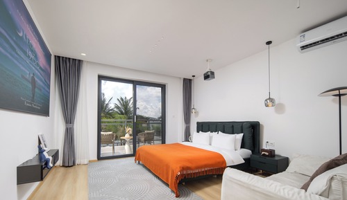 Luxury Double Room, Hill View