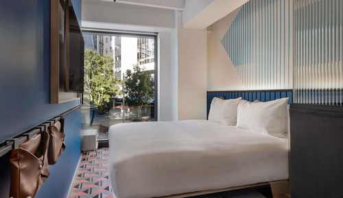 Room, 1 Queen Bed, City View (Tribe Essential)