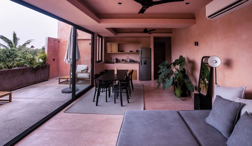 Deluxe Apartment, Garden View