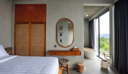 Suite, Mountain View