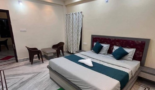 Deluxe Double Room, City View