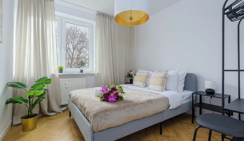 Comfort Apartment, Balcony, Courtyard View