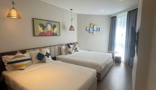 Twin Room, Kitchen, Sea View