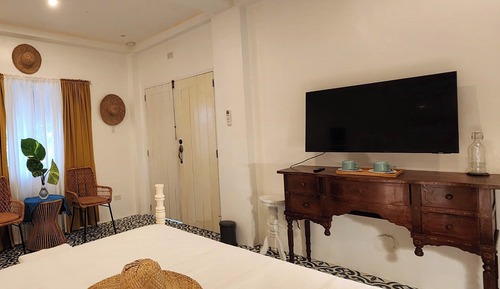 Signature Room