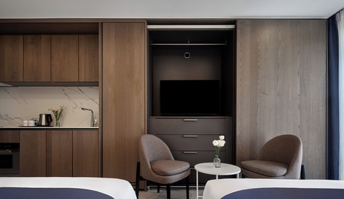 Premier Deluxe Family Twin Accessible Room
