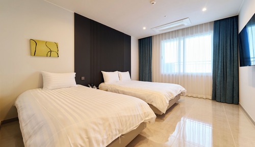 Junior Suite, Multiple Beds, Non Smoking, Ocean View