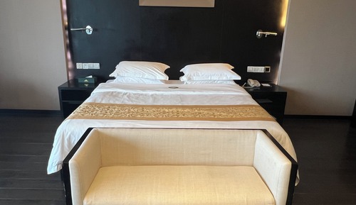 Panoramic Suite, Garden View