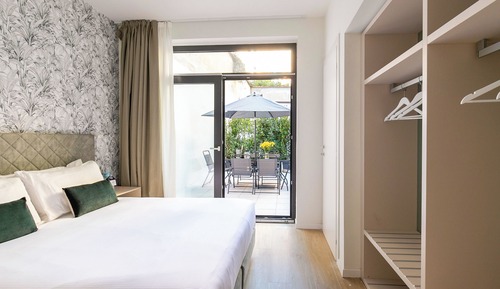 Design Duplex, Garden View