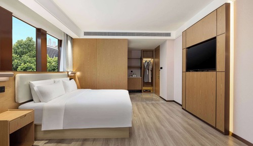 Executive Room, 1 King Bed, Non Smoking