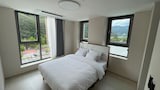 Premier Suite, River View
