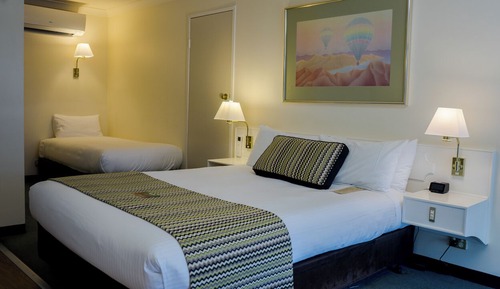Deluxe Twin Room,