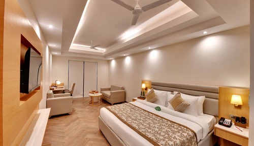 Superior Room, 1 King Bed