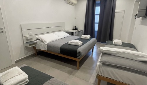Family Quadruple Room, Courtyard View